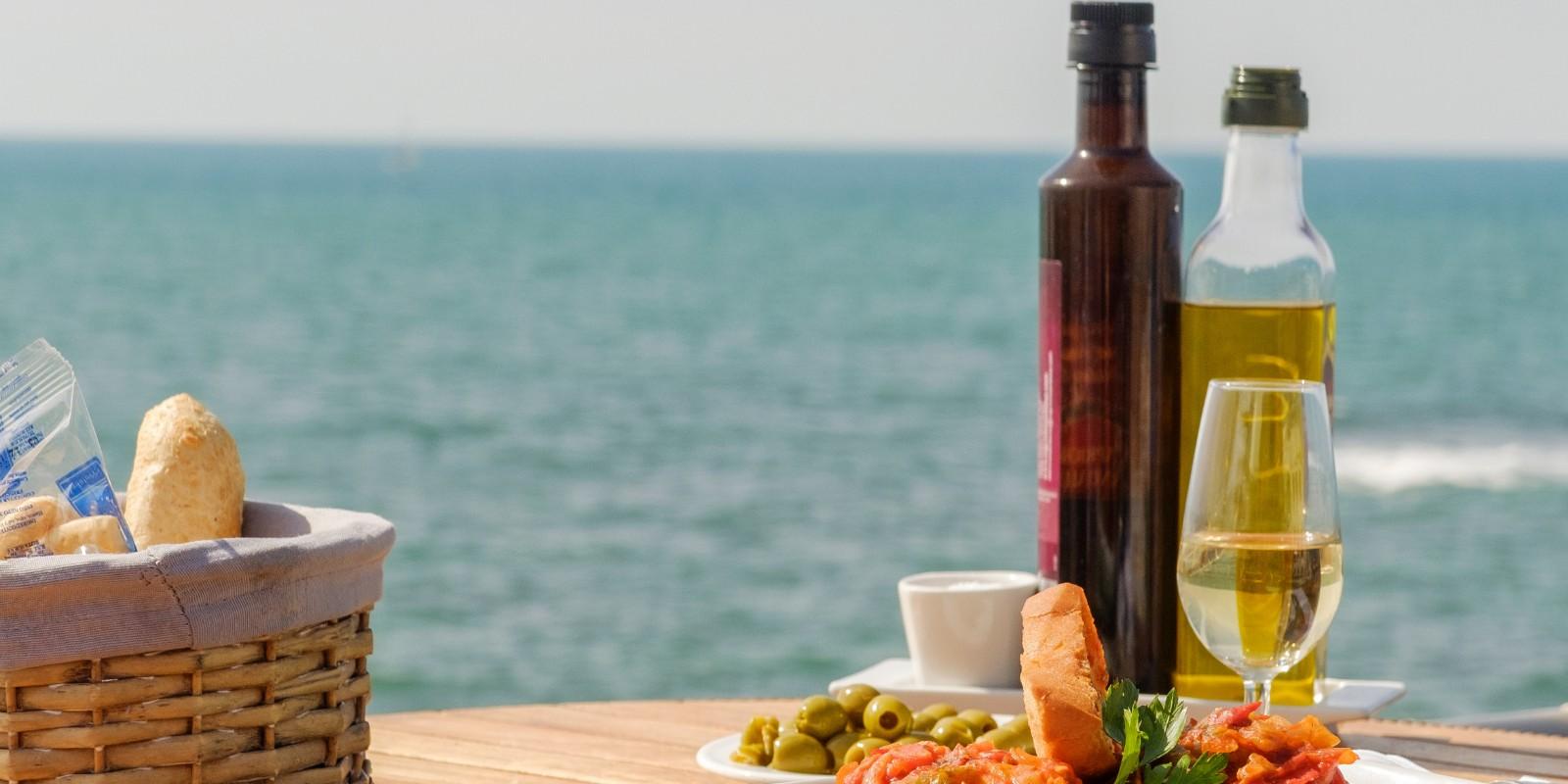 Mediterranean Gastronomy in the Costa del Sol: Michelin Dining, Andalusian Tapas & The Mediterranean Diet
